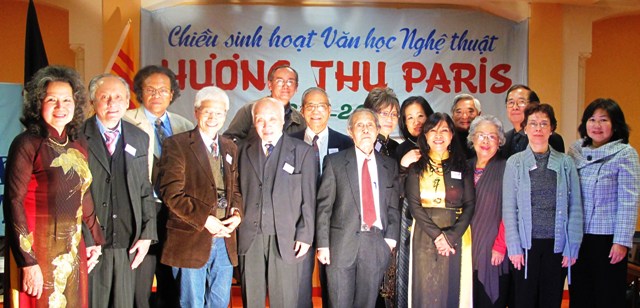 AnhVietThanh-SinhHoatHuongThuParis (1)